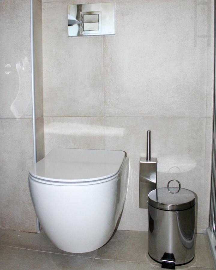 Agali Supreme Hospitality And Comfort Афитос Екстериор снимка